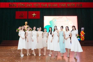 Hoa hậu Thùy Tiên, Bảo Ngọc mang 'Trung thu hạnh phúc' đến hơn 500 em nhỏ