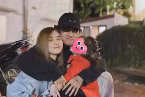 Vợ cũ Hoài Lâm nối lại tình xưa với Đạt G?