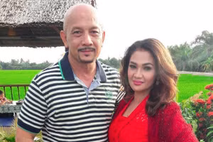 Nam diễn viên nổi tiếng bất ngờ qua đời khi đang ăn sáng