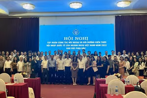 BHXH Việt Nam tập huấn công tác đối ngoại và bồi dưỡng kiến thức hội nhập quốc tế 