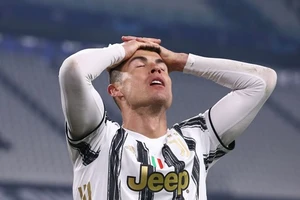 Ronaldo không thể giúp Juventus xưng bá tại châu Âu. (Ảnh: CNN)