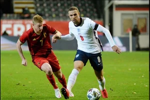 Jordan Henderson là ngôi sao mới nhất gia nhập danh sách thương binh của Liverpool.