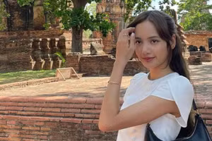 Lisa (BLACKPINK) được Chính phủ Thái Lan khen ngợi