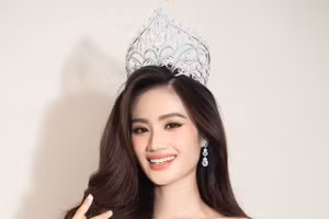 Hoa hậu Ý Nhi xin lỗi, mong khán giả cho cơ hội sửa sai