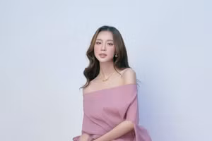 Hoa hậu Bảo Ngọc khoe ảnh ngọt như kẹo, nhan sắc mẹ nàng hậu càng gây sốt 