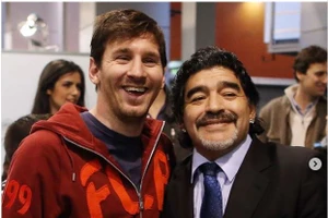 Pele, Messi bàng hoàng tiếc thương huyền thoại Diego Maradona