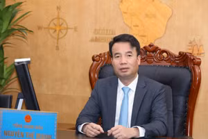 Ông Nguyễn Thế Mạnh, Tổng Giám đốc BHXH Việt Nam kiêm giữ chức Phó Chủ tịch thường trực Hội đồng Quản lý BHXH Việt Nam.