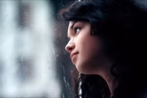 Nhiều đêm tôi mất ngủ vì nhớ mẹ và vì hối hận tột cùng. (Ảnh minh họa).