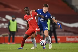 Liverpool gây thất vọng trên sân nhà.