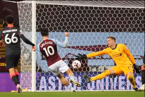 Jack Grealish ghi dấu giày vào 5/7 bàn thắng của Aston Villa trước Liverpool.