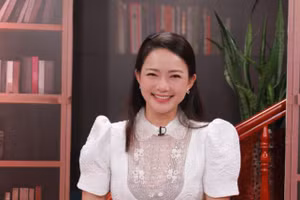 Phan Như Thảo vừa thông báo tăng cân, vóc dáng liền gây chú ý