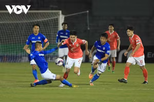 Ngoại binh đá hỏng 2 quả phạt đền, Hà Tĩnh "thua đau" Than Quảng Ninh