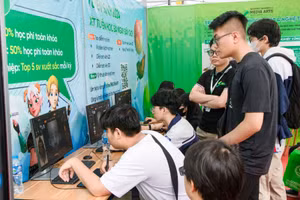 Màn chào sân ấn tượng của những ngành học mới tại Ngày hội Tuyển sinh Bách khoa