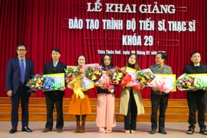 Trường Đại học Sư phạm Huế khai giảng đào tạo trình độ tiến sĩ, thạc sĩ khóa 29