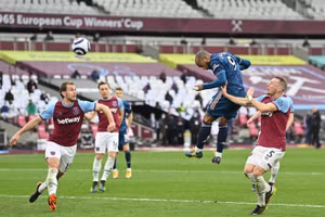 Kết quả Ngoại hạng Anh: Bị dẫn 3 bàn, Arsenal ngược dòng kịch tính hòa West Ham