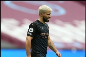 Aguero có thể “ngồi chơi xơi nước” trong vòng 1 tháng tới. 