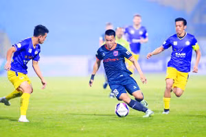 LS V-League 2021 đang vui bỗng “đứt dây đàn” vì dịch COVID-19. Ảnh: Anh Tú