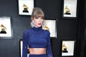 Những giải thưởng Grammy 2023 đầu tiên được xướng tên 