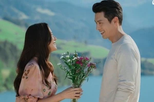 Cặp đôi Hyun Bin và Son Ye Jin trong Hạ cánh nơi anh.