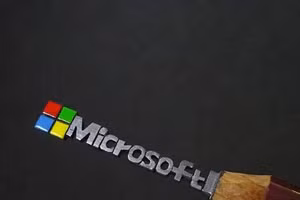 Kinh ngạc tác phẩm điêu khắc tinh xảo trên ruột bút chì