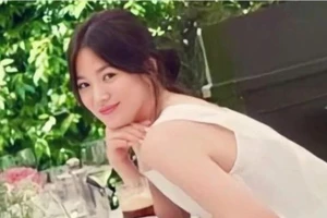 Ngỡ ngàng nhan sắc thật của Song Hye Kyo 