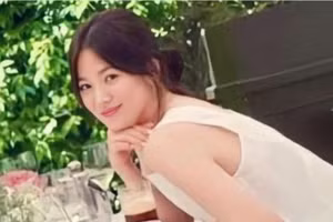 Ngỡ ngàng nhan sắc thật của Song Hye Kyo 