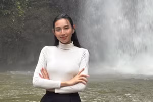 Xôn xao hình ảnh Thùy Tiên thân thiết cùng hai 'tú ông' môi giới mại dâm