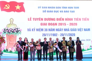 Kon Tum: Tuyên dương, tặng bằng khen nhà giáo tiêu biểu 