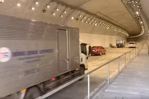 Hầm đường bộ Hải Vân 2 tiếp tục mở cửa để phương tiện lưu thông.