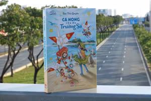 Nhà văn Bùi Tiểu Quyên cùng “Cà Nóng chu du Trường Sa”