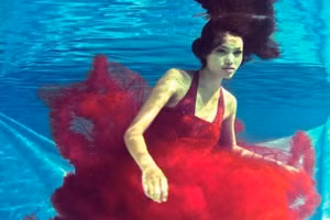 Làng mẫu Việt xót xa trước tin Top 6 Vietnam"s Next Top Model 2011 qua đời 