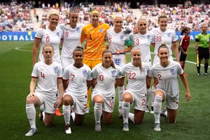 Bóng đá Anh trả thù lao nữ cầu thủ ngang bằng đồng nghiệp nam