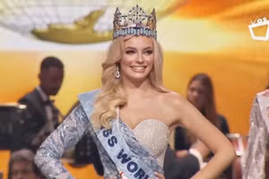 Chiêm ngưỡng khoảnh khắc đăng quang của các Hoa hậu Thế giới