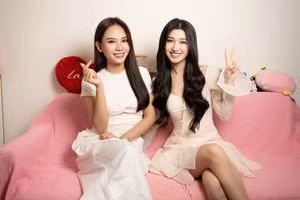 Xem Á hậu Phương Nhi rèn tiếng Anh trước thềm Miss International 2023