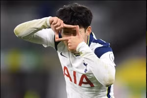 Sao Hàn Quốc toả sáng, Tottenham giành trọn 3 điểm