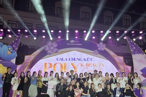 Đêm chung kết của cuộc thi làm đẹp “Poly K - Beauty Contest” diễn ra vào tối 12/4 (Ảnh: CLB Media Trường Cao đẳng FPT Polytechnic).