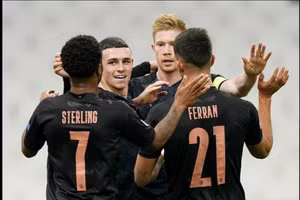 Man City đánh bại Olympique Marseille 3-0 tại bảng C, hôm 28/10. 