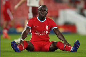 Ngôi sao Sadio Mane dương tính với Covid-19 nên sẽ bỏ lỡ trận gặp Aston Villa vào Chủ nhật. 
