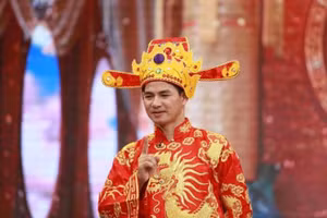 Xuân Bắc xin lỗi nhưng không gỡ bài viết gây tranh cãi