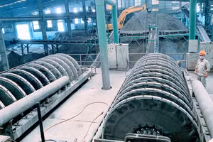 Dây chuyền sản xuất thạch cao nhân tạo từ bã thải của Nhà máy DAP.