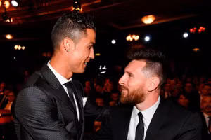 Lịch sử đối đầu Messi - Ronaldo “mèo nào cắn mỉu nào?”