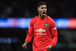 Rashford trở thành người hùng của hàng triệu trẻ em trong năm 2020. 