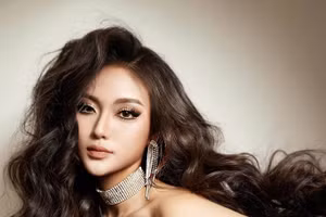 Nhan sắc cực kỳ nóng bỏng của thí sinh nhỏ tuổi nhất Miss Grand Vietnam 2023
