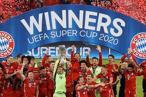 Bayern Munich ngược dòng giành Siêu cúp châu Âu