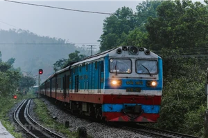 Đoàn tàu của Tổng công ty Đường sắt Việt Nam. (Ảnh: Minh Sơn/Vietnam+).