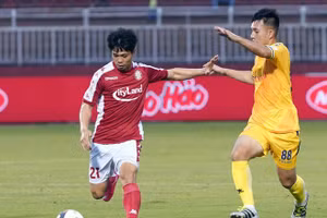 Công Phượng đang là cầu thủ nội duy nhất lọt top 10 những tay săn bàn tốt nhất V-League 2020.