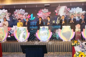 Nghi thức phát động mở lại các hoạt động du lịch.