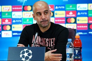 Pep Guardiola khẳng định vẫn muốn gắn bó với Man City.