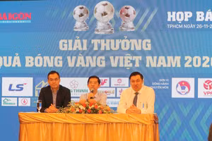 Họp báo công bố đề cử “Quả bóng vàng Việt Nam 2020” (Ảnh: NK).
