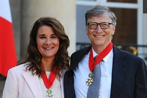 Những khoảnh khắc đáng nhớ nhất của Bill và Melinda Gates trước khi ly hôn